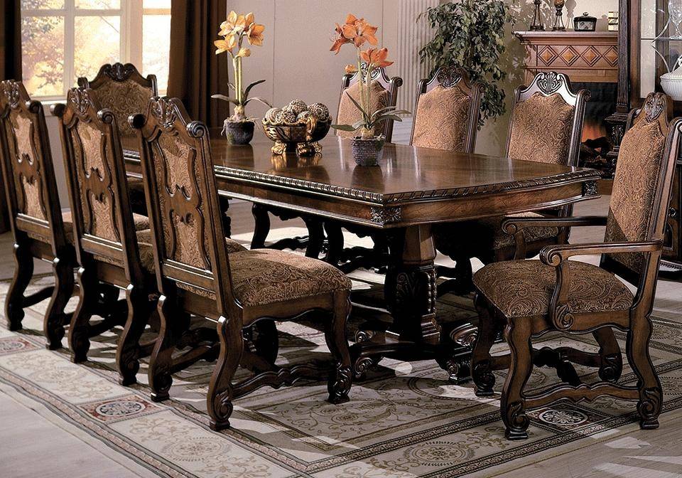 Classic Dining Table And Chairs, Traditional Wood Dining Table And Chairs