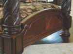     
Traditional North Shore Canopy Bedroom Set in Leather

